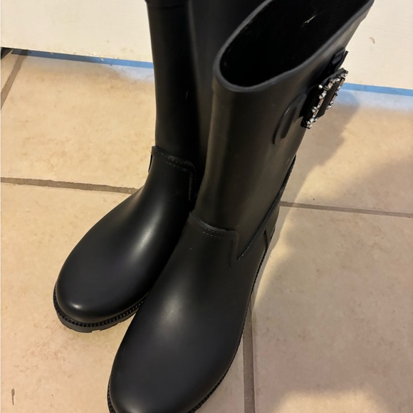 Time and Tru Black Winter Rain Boots with Metal Embellishment - Picture 2 of 3